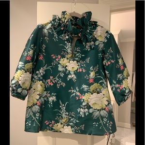 Green Floral Ruffled Tuckernuck Top - Size Large